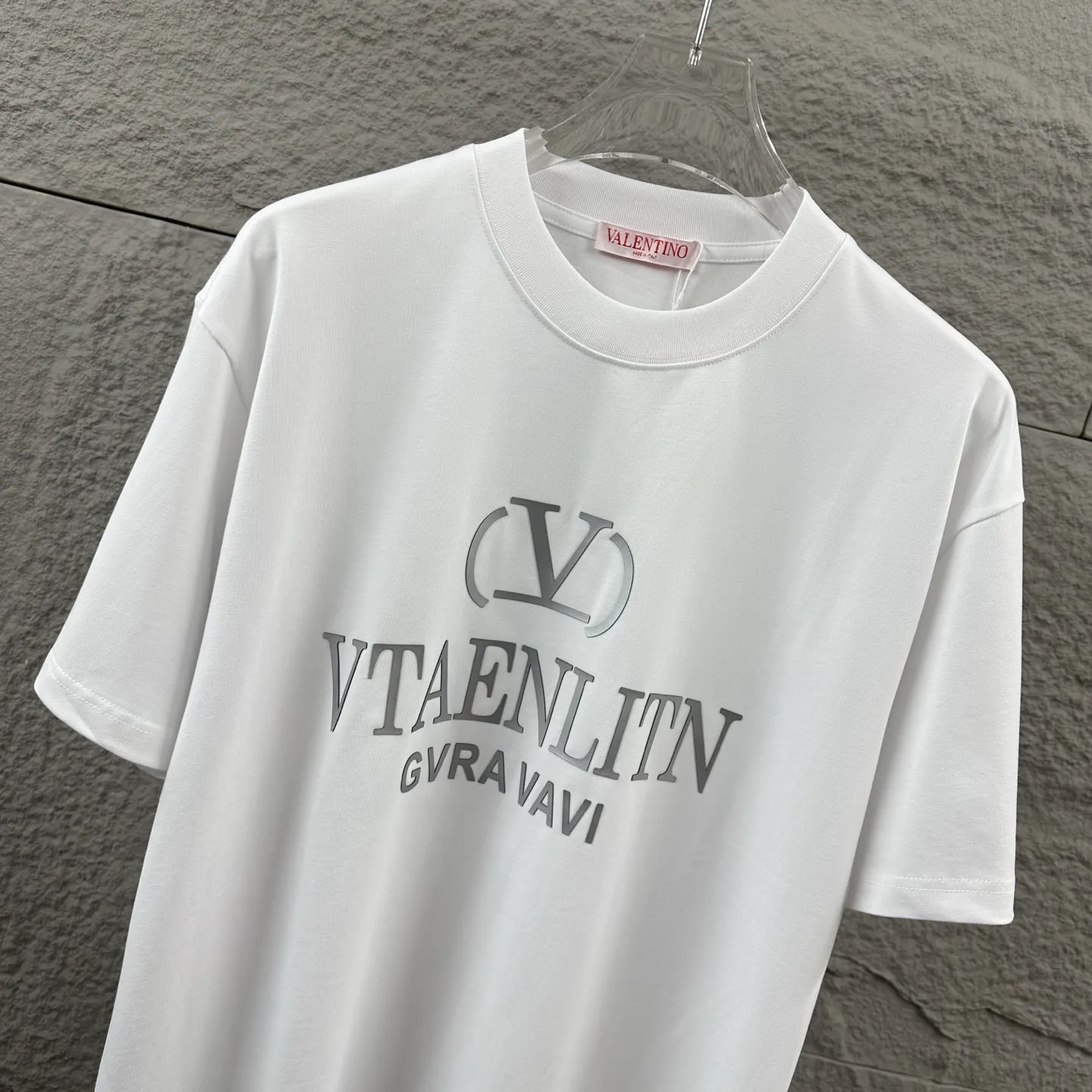 Valent* * 2026 New Arrival Classic T Same Style ：White Black Gray Size： S （90-130 ） M （120-150 ） L （140-165 ） XL （160-180 ） XXL （180-210 ）
